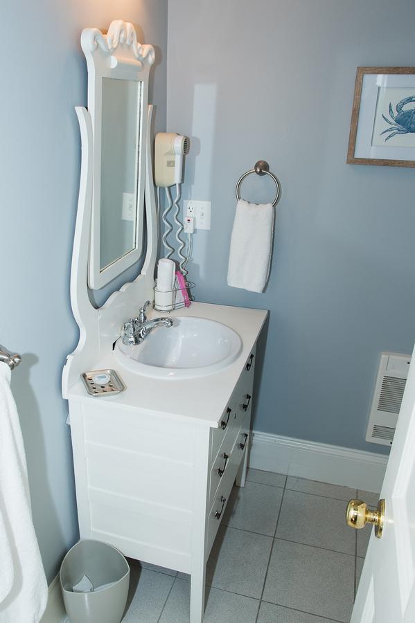 Salt Shaker Deli & Inn Lunenburg Chambre photo